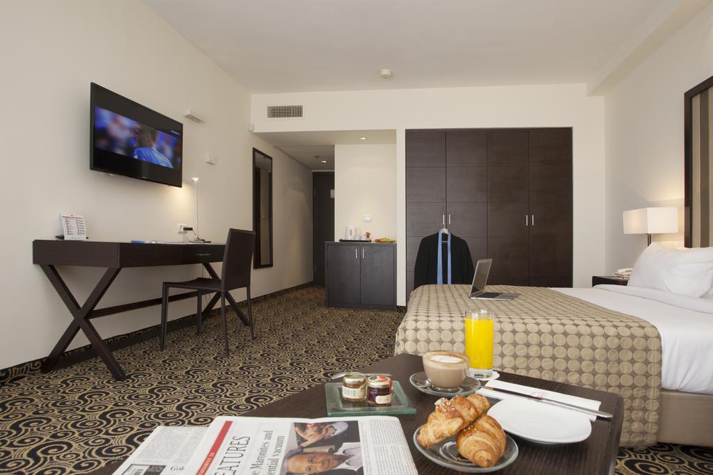 Hod Hasharon Luxury Apartment Herzelia Exterior foto