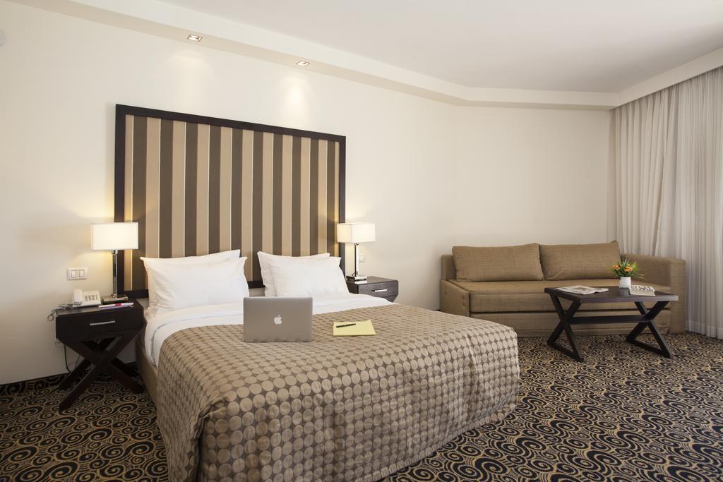 Hod Hasharon Luxury Apartment Herzelia Exterior foto