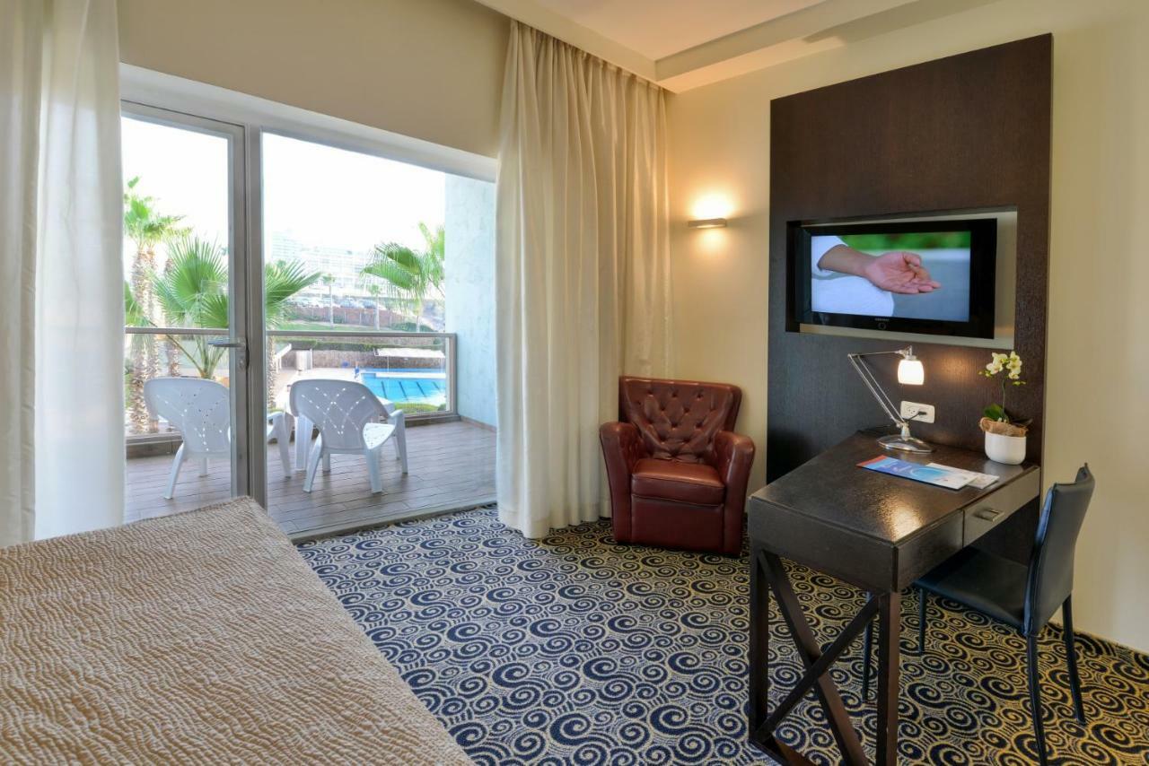 Hod Hasharon Luxury Apartment Herzelia Exterior foto