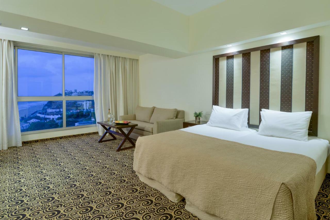 Hod Hasharon Luxury Apartment Herzelia Exterior foto