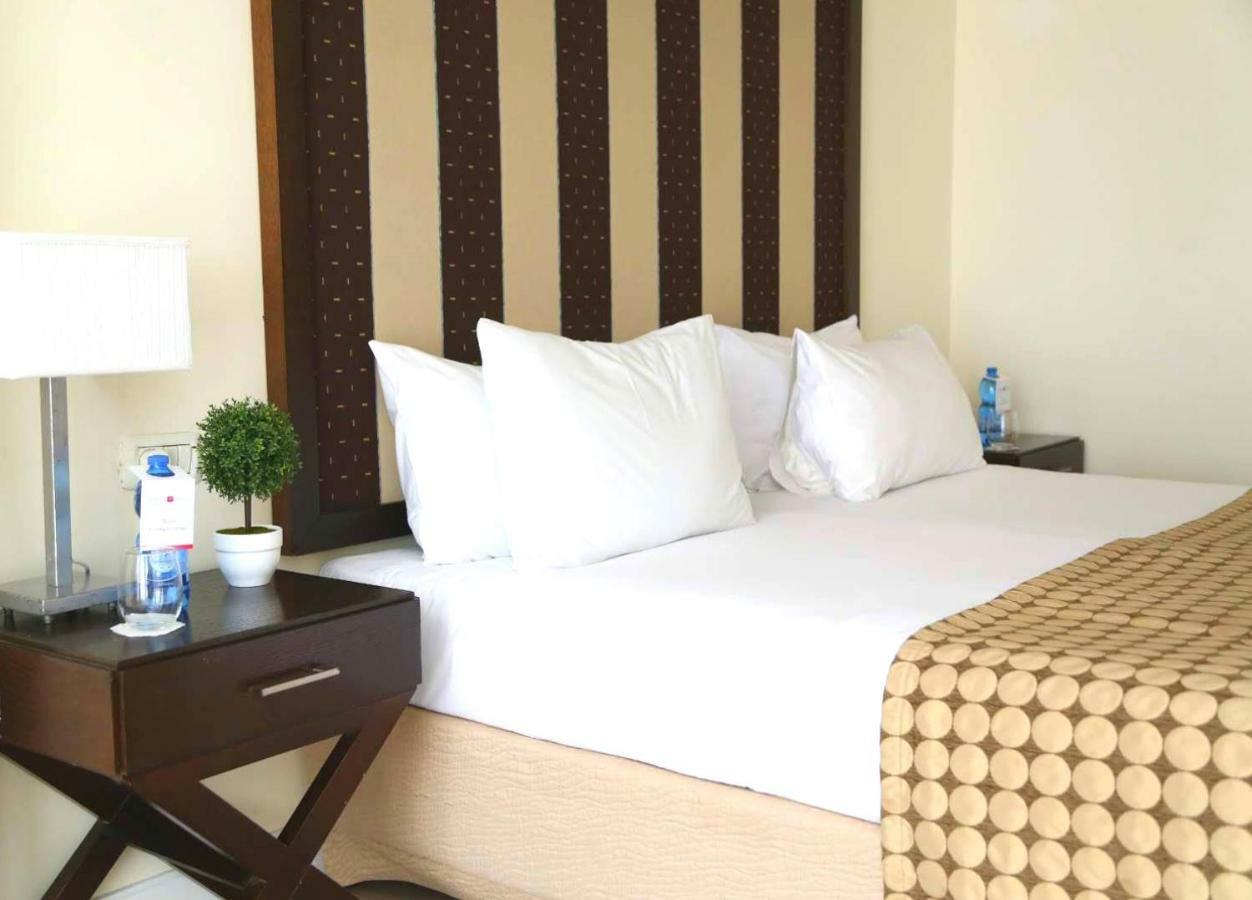 Hod Hasharon Luxury Apartment Herzelia Exterior foto